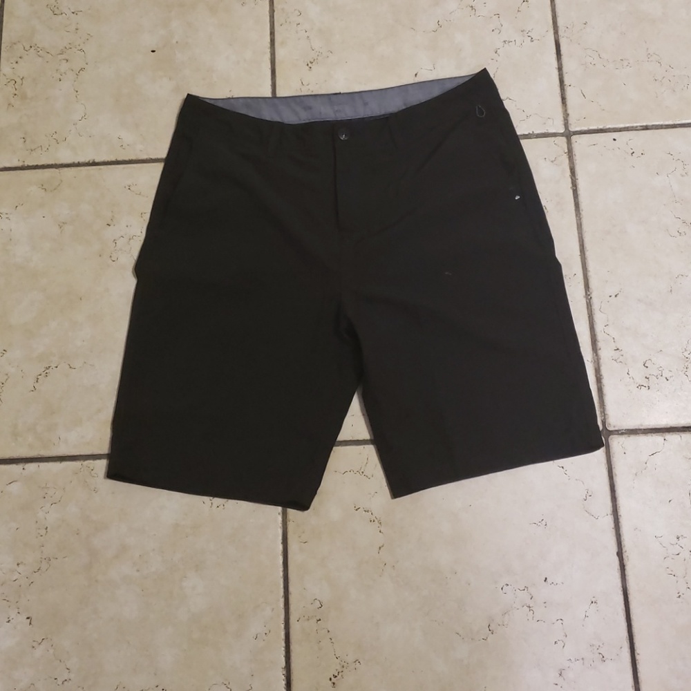 Quicksilver water shorts size 34